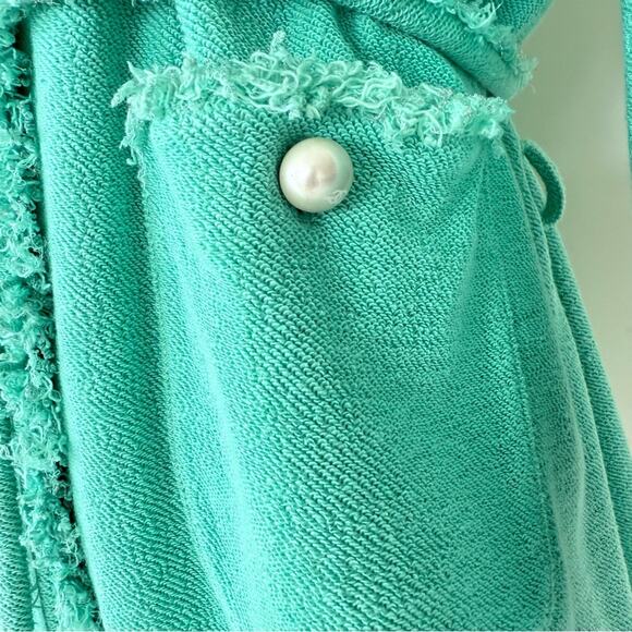 CHANEL women tweed light green jacket with pearls size 40 FR or 8 US 5800$ - Picture 6 of 14